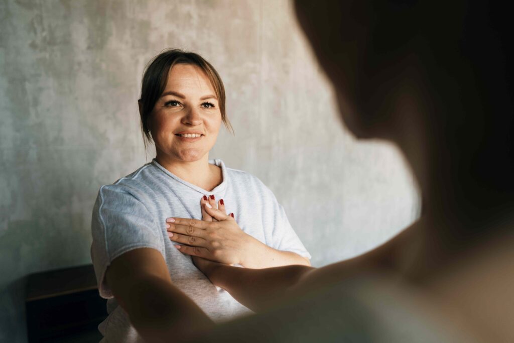 25 Compliments That Go Beyond Looks and Make Them Feel Seen