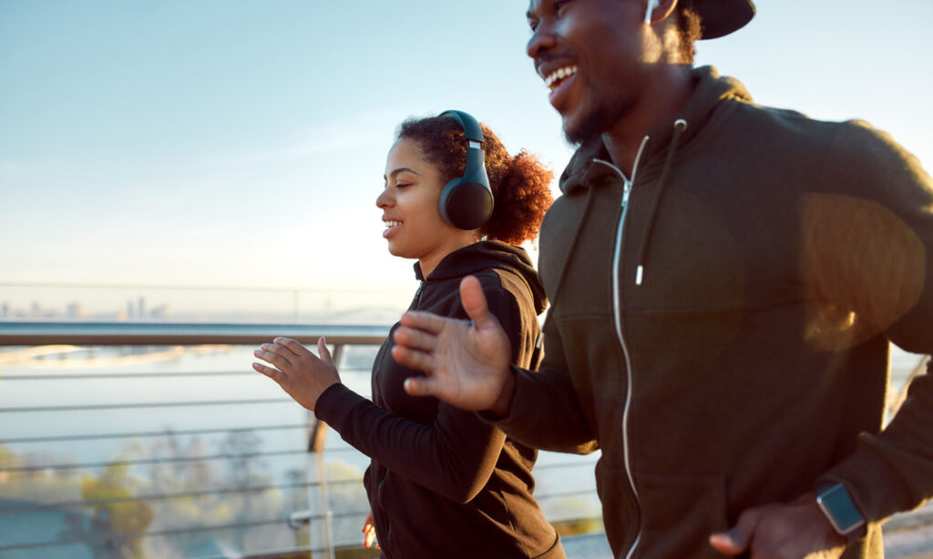 The Counterintuitive Exercise That Makes Your Heart Work Less, Not More