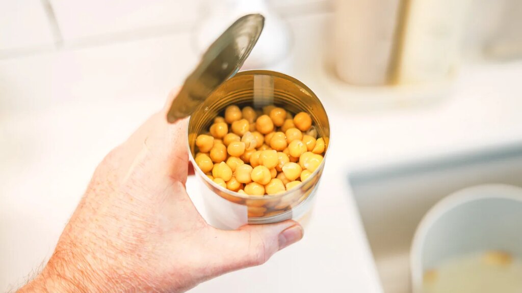 Are There Any Downsides to Eating Canned Chickpeas? Are There Any Downsides to Eating Canned Chickpeas?