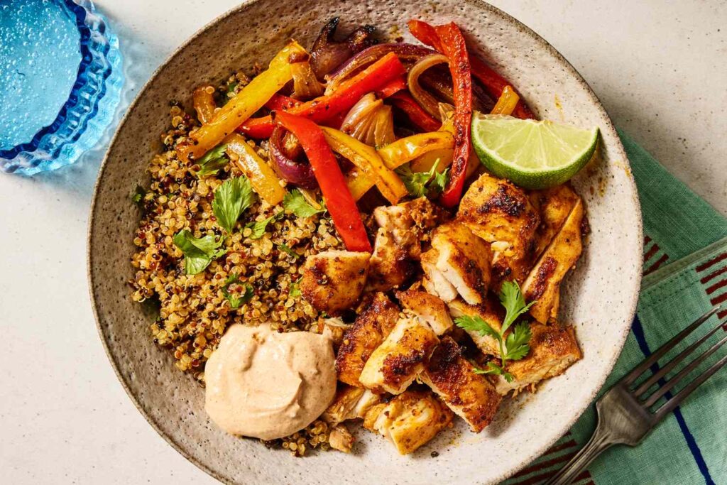 Chicken Fajita Quinoa Bowl