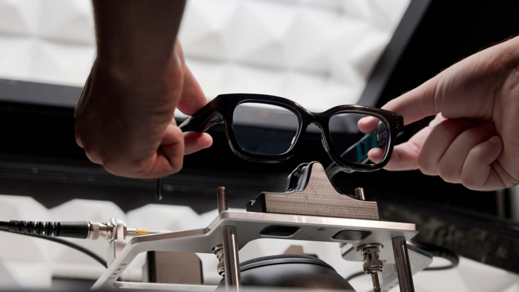 Magic Leap, One of the Biggest Flops in AR, Is Back with Smart Glasses Magic Leap, One of the Biggest Flops in AR, Is Back with Smart Glasses