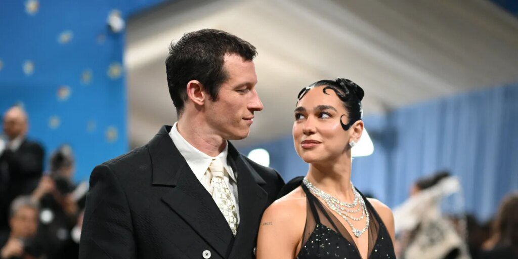 ‘Book Compatibility’ Is the New Love Language ‘Book Compatibility’ Is the New Love Language