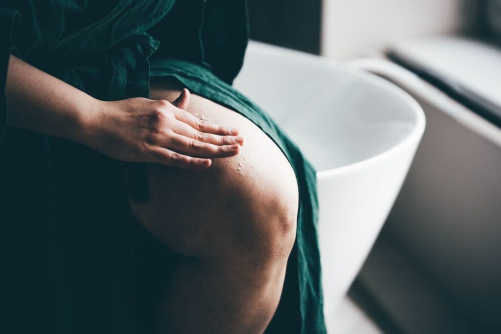 Nurses Say This Pain Relief Cream Melts Away Back and Knee Aches Nurses Say This Pain Relief Cream Melts Away Back and Knee Aches