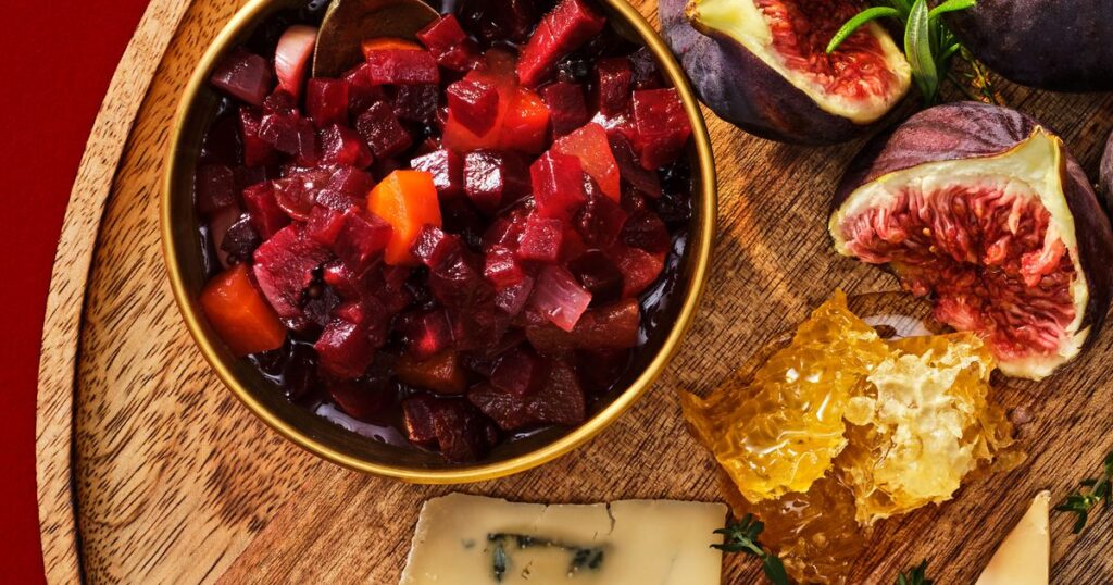 Spiced Christmas piccallili