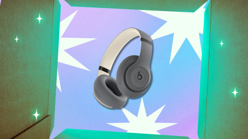 These Beats Studio Pro Headphones Are Over 50% Off for Black Friday These Beats Studio Pro Headphones Are Over 50% Off for Black Friday