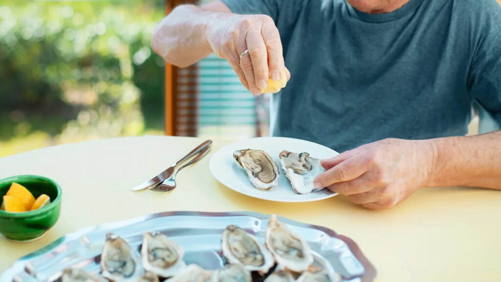 What to Know When Eating This Shellfish