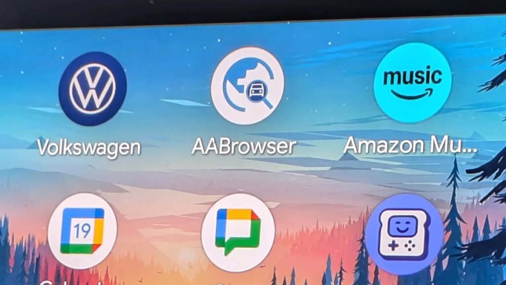 Android Auto Lets You Install a Web Browser, and It Isn’t Actually Dangerous