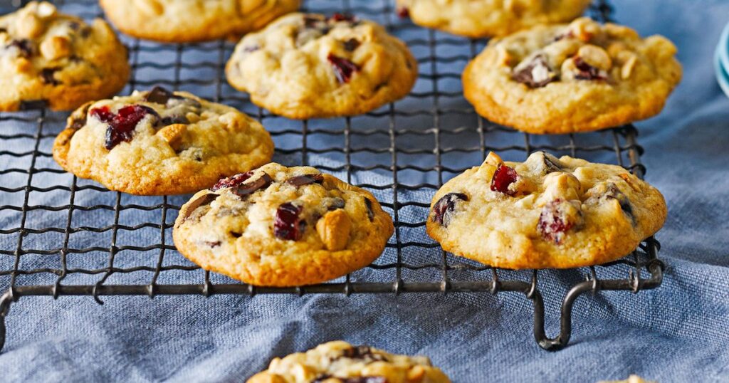 Best cooling racks 2023 – top buys for bakers Best cooling racks 2023 – top buys for bakers