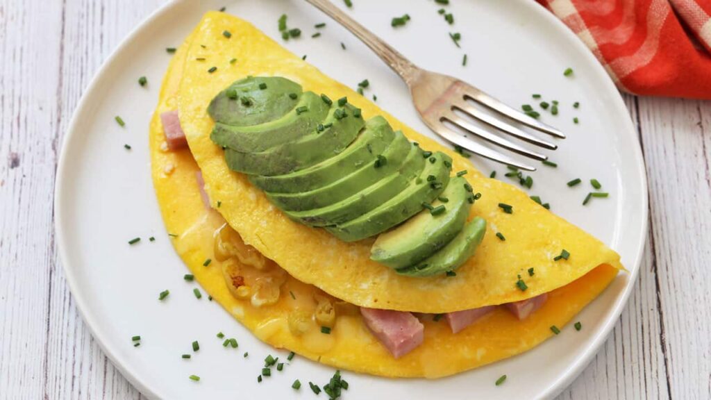 Easy Omelette Recipe (4 Delicious Variations)