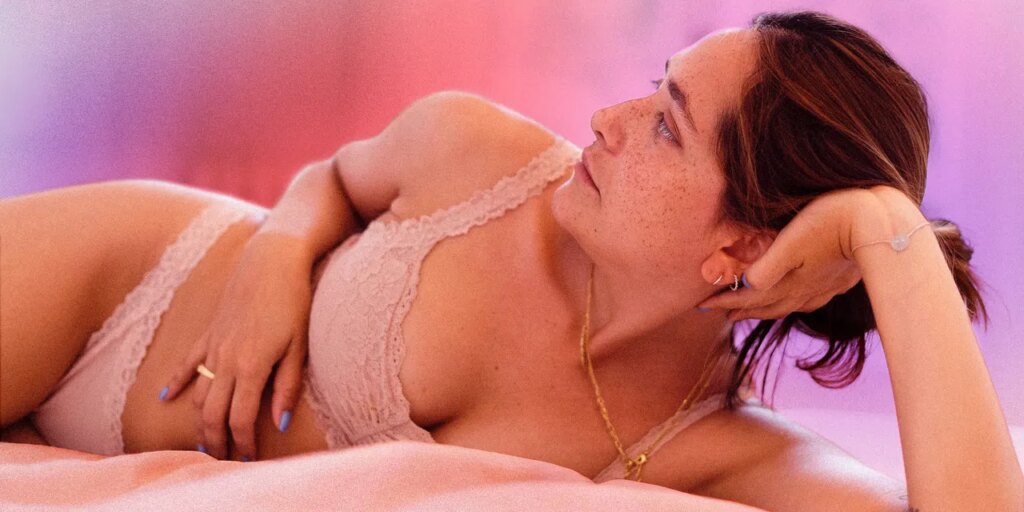 What Ob-Gyns Think About the First Libido-Boosting Pill Approved for Use After Menopause What Ob-Gyns Think About the First Libido-Boosting Pill Approved for Use After Menopause