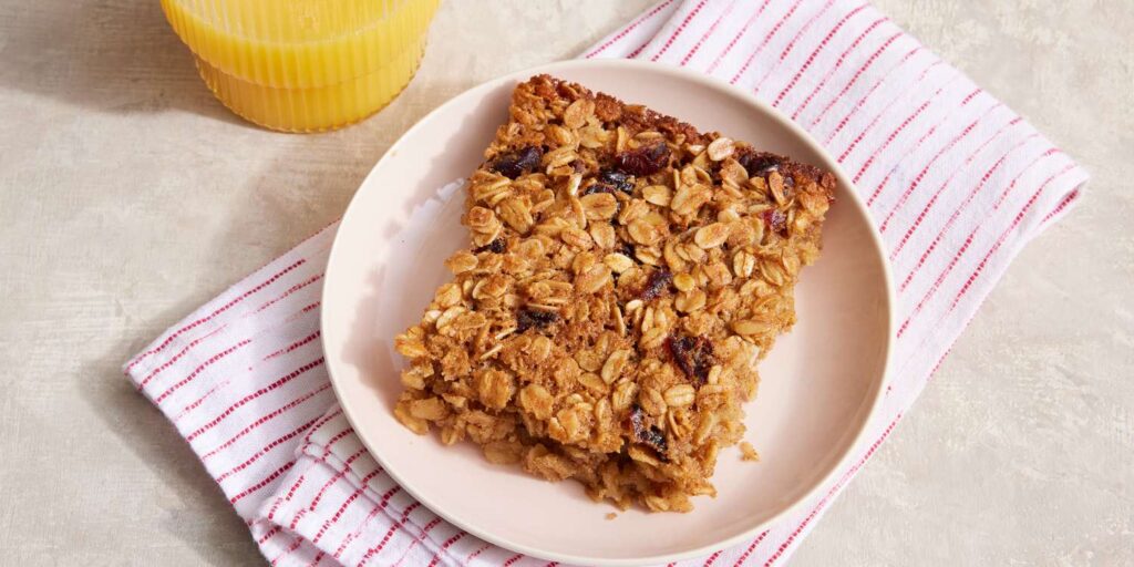 10 Foods That Help You Poop, According to Experts 10 Foods That Help You Poop, According to Experts