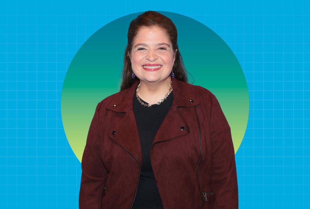 Alex Guarnaschelli Shares Her 3-Ingredient Vinaigrette Alex Guarnaschelli Shares Her 3-Ingredient Vinaigrette