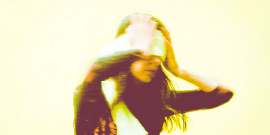 How to Recover When You’re Socially Drained, According to Therapists