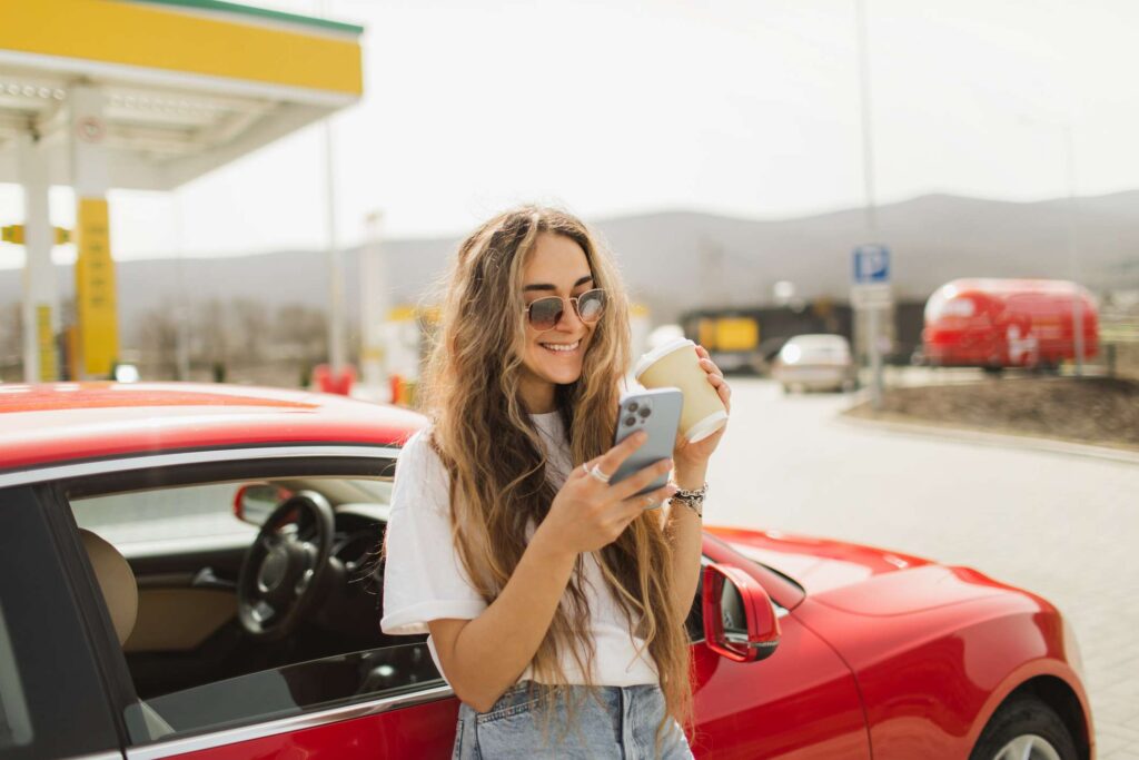 What (And When) to Text After the First Date What (And When) to Text After the First Date