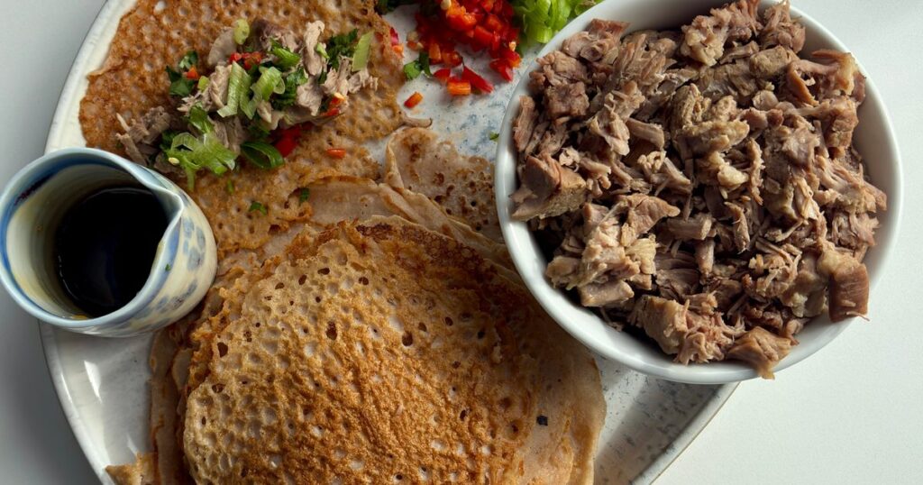 Aromatic Pork Pancakes | Good Food Aromatic Pork Pancakes | Good Food
