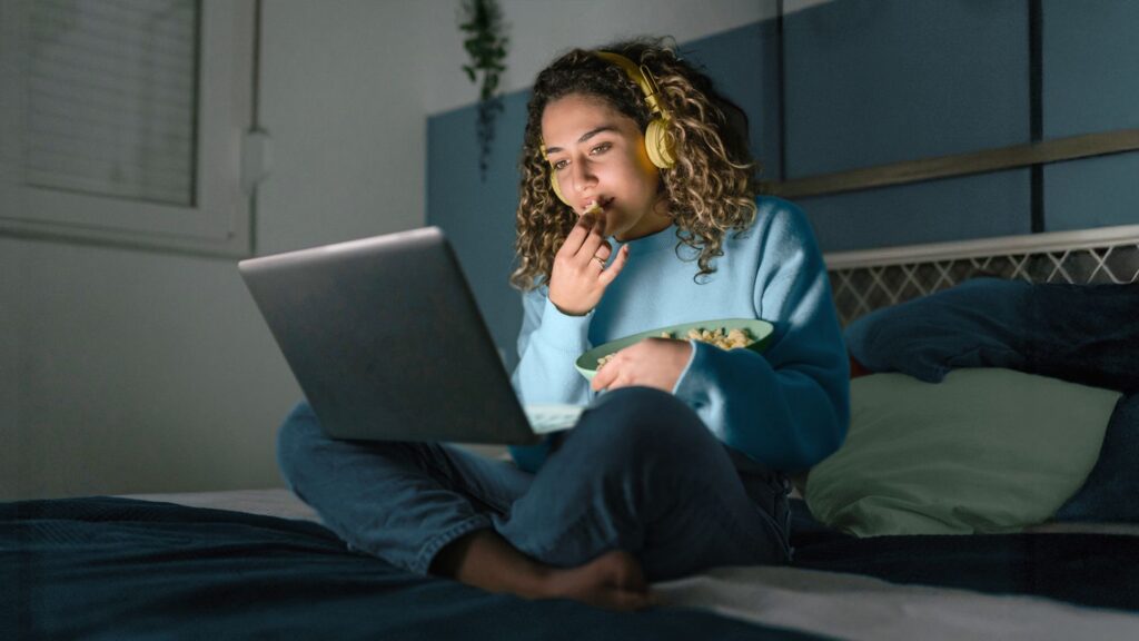 Does Late-Night Eating Cause Weight Gain?