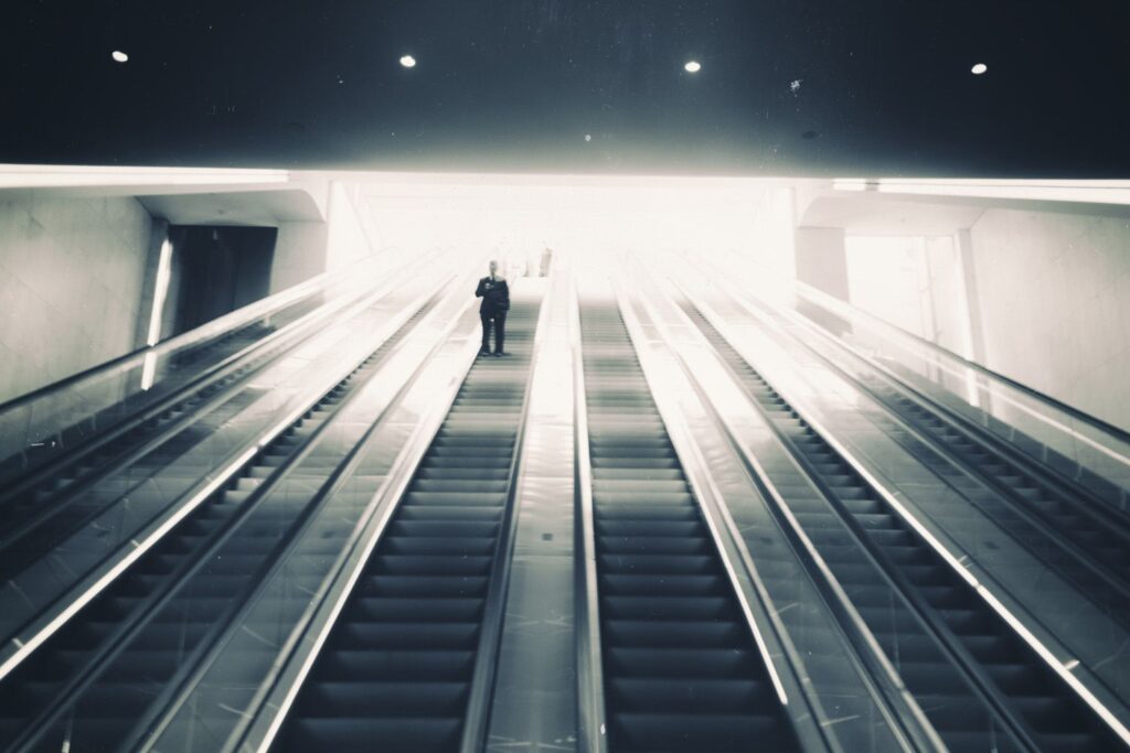 Fear of Escalators (Escalaphobia): Definition, Symptoms, Treatment