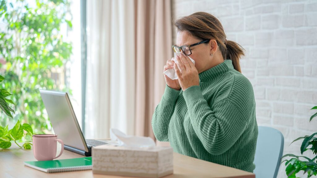 How to Manage Eosinophilic Esophagitis During Allergy Season How to Manage Eosinophilic Esophagitis During Allergy Season