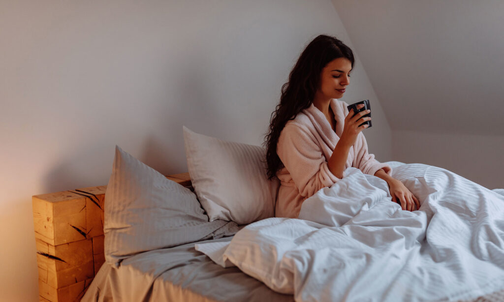 2 Of The Best Drinks To Sip Before Bed For Deeper Sleep 2 Of The Best Drinks To Sip Before Bed For Deeper Sleep