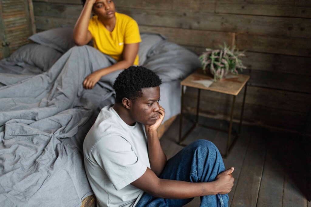 4 Subtle Signs of Unspoken Tension in Relationships