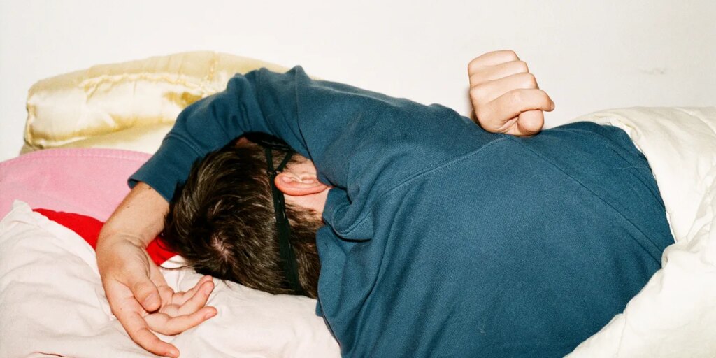 6 Signs Your Partner Has a Lack of Ambition, According to Relationship Experts