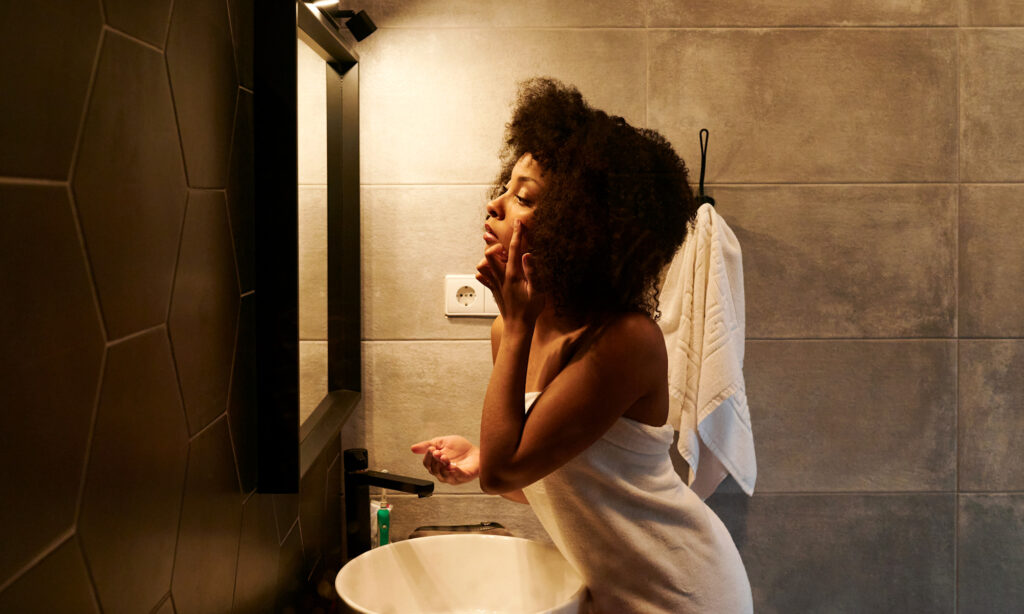 A Microbiologist On How Often You Should Be Washing Your Towels