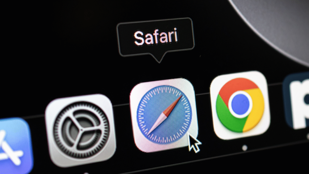 Apple Is Bringing Back Safari’s Compact Tabs