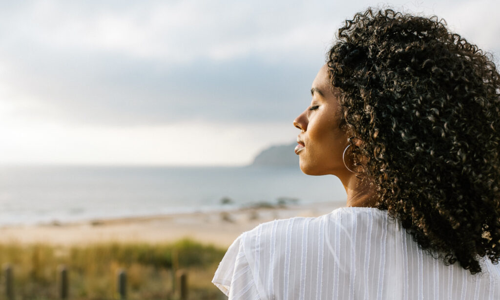 Divine Inspiration: What It Is & How To Call It In, From Experts Divine Inspiration: What It Is & How To Call It In, From Experts