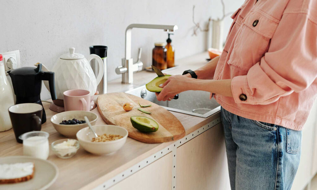 Follow These 5 Diet & Lifestyle Habits To Lower ApoB Levels Follow These 5 Diet & Lifestyle Habits To Lower ApoB Levels