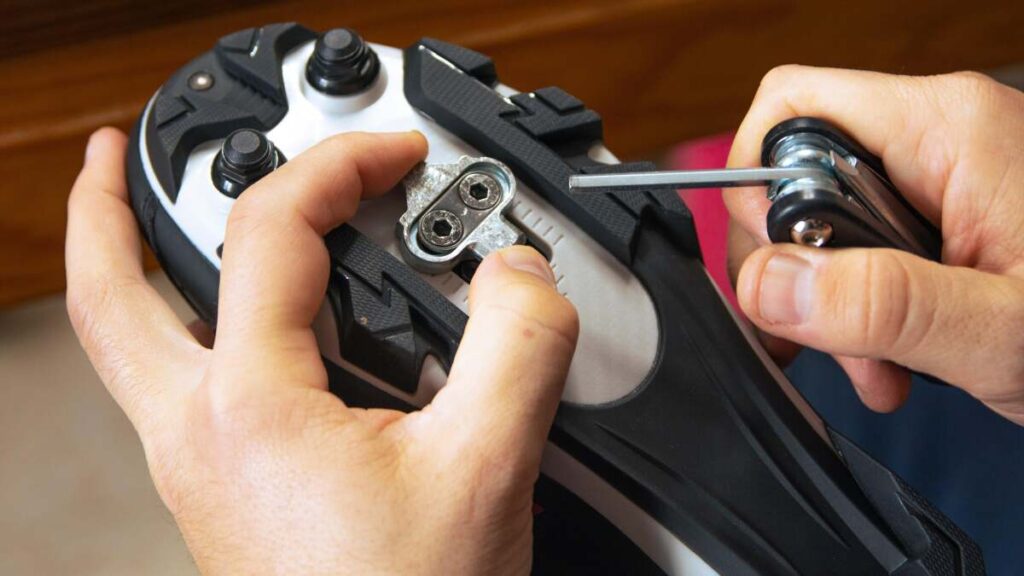 Why You Need Cycling Shoes for Your Spin Bike (and How to Pick Some Out) Why You Need Cycling Shoes for Your Spin Bike (and How to Pick Some Out)