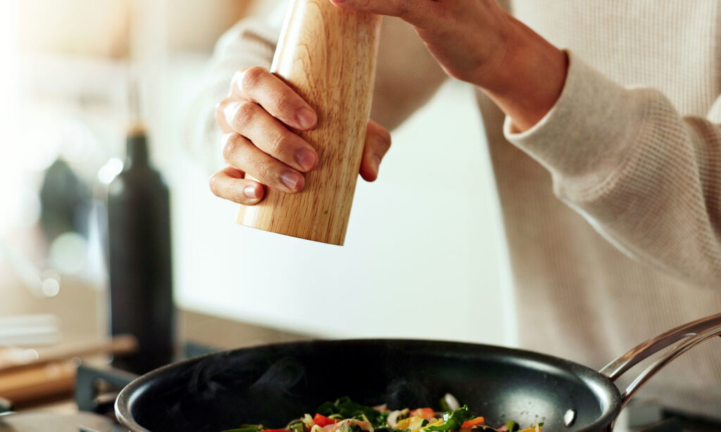 Are Men Or Women More Likely To Add Salt To Their Food?